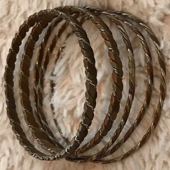 Bundle of 5 Bronze Tone Bangle Bracelets - Picture 2 of 5